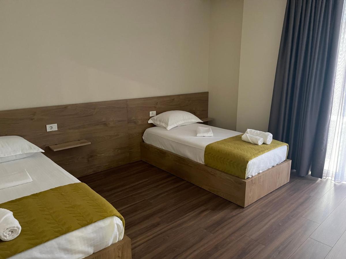 Ferienwohnung Ale Investa Hospitality Tirana Exterior foto
