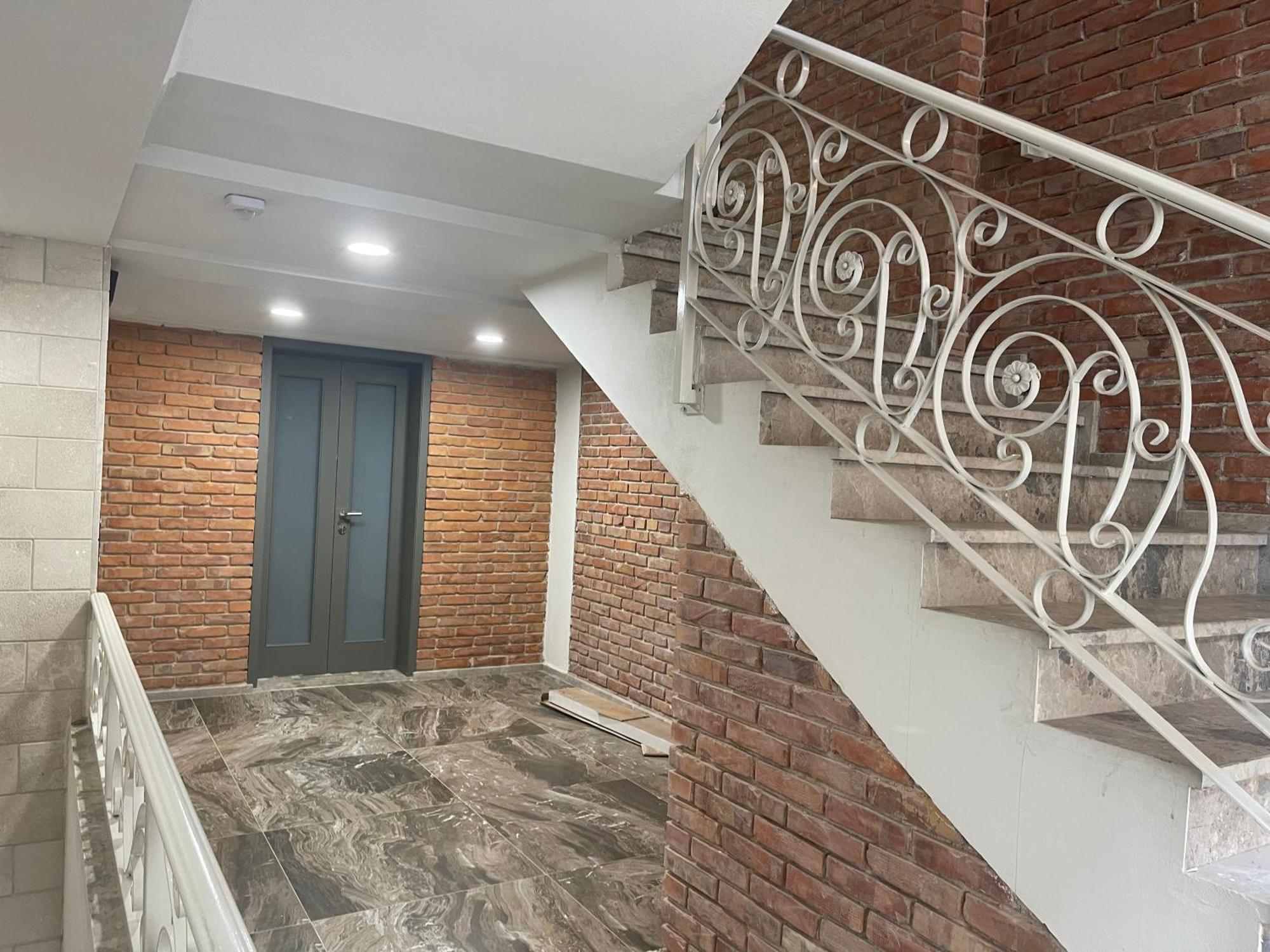 Ferienwohnung Ale Investa Hospitality Tirana Exterior foto